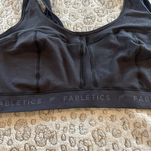 Fabletics Black Sports Bra Seamless Moisture-Wicking Design - Picture 2 of 6
